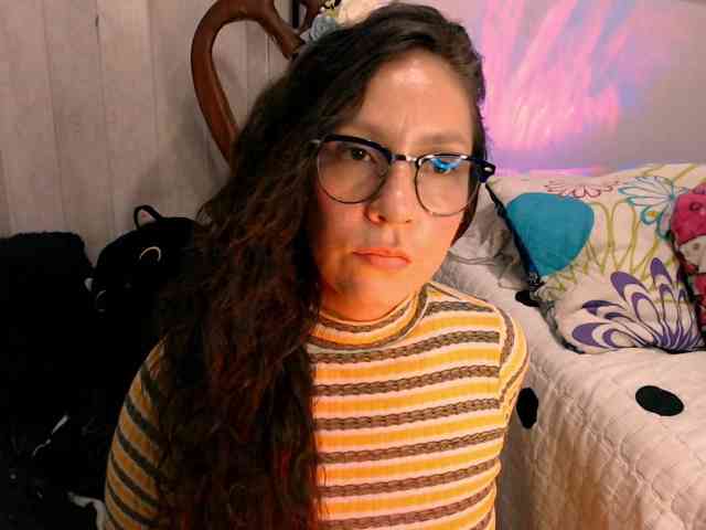 Modella: goddess-nahy