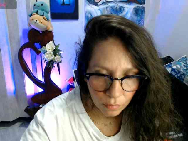 goddess-nahy webcam