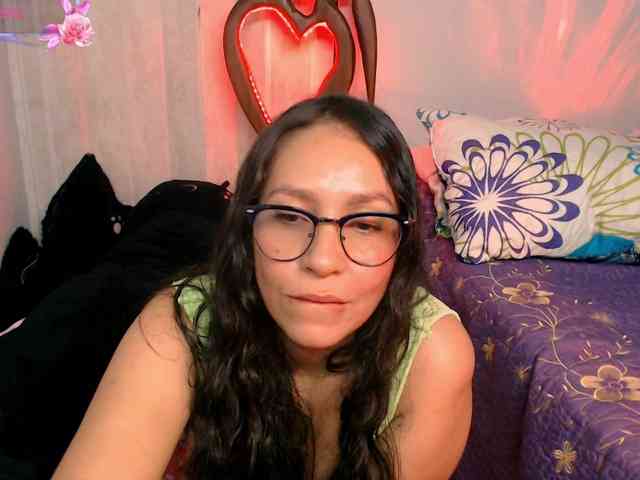 goddess-nahy webcam