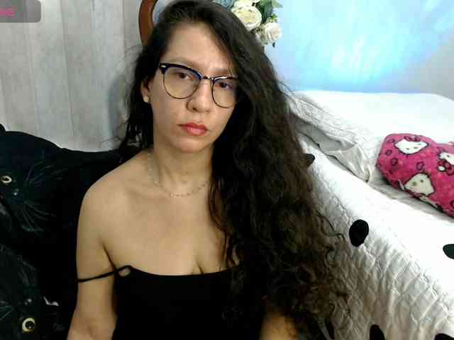 goddess-nahy webcam