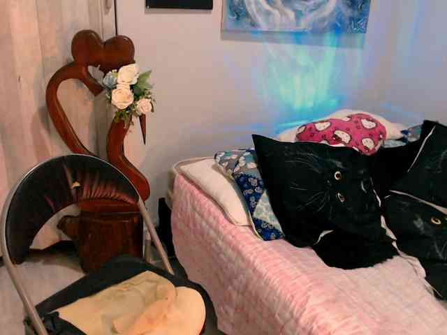 goddess-nahy webcam