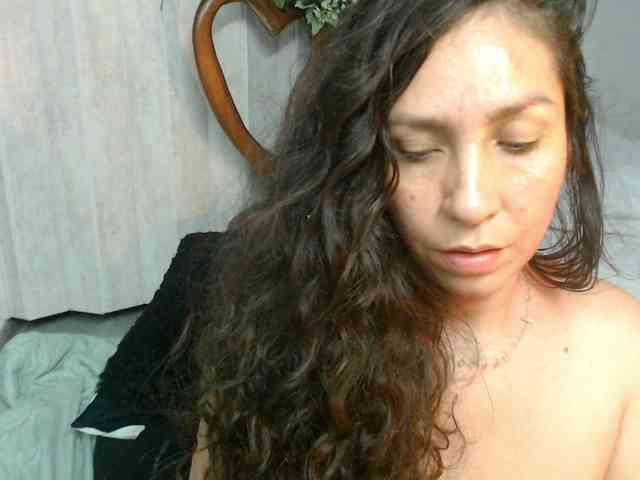 goddess-nahy webcam