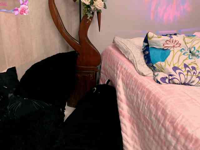 goddess-nahy webcam