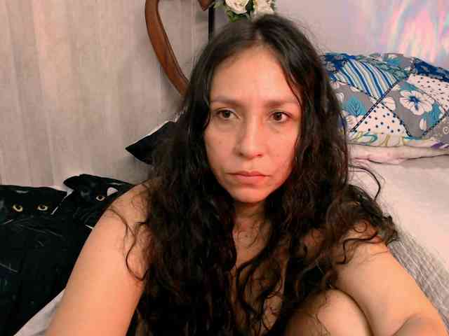 goddess-nahy webcam