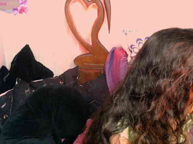 goddess-nahy webcam