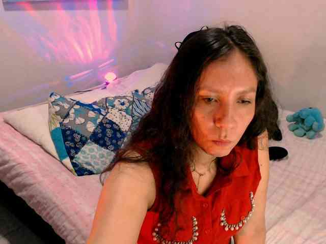 goddess-nahy webcam