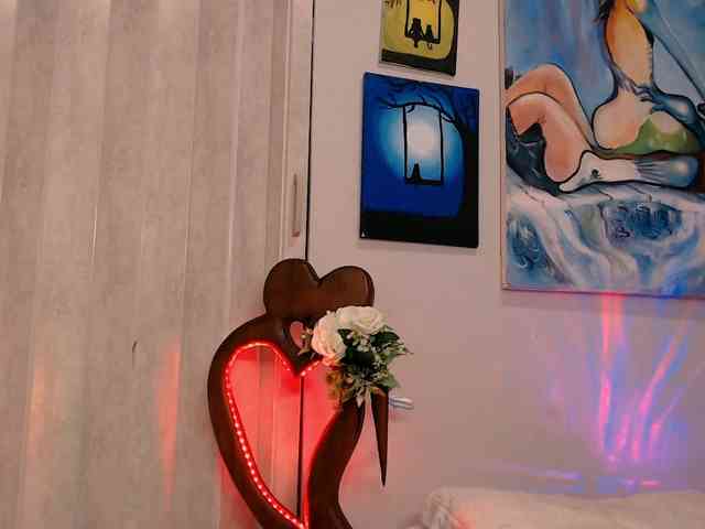 goddess-nahy webcam