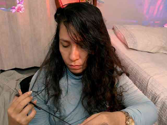 goddess-nahy webcam