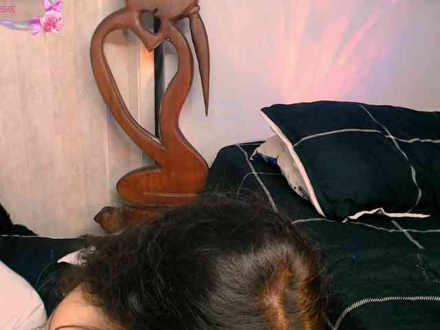 goddess-nahy webcam