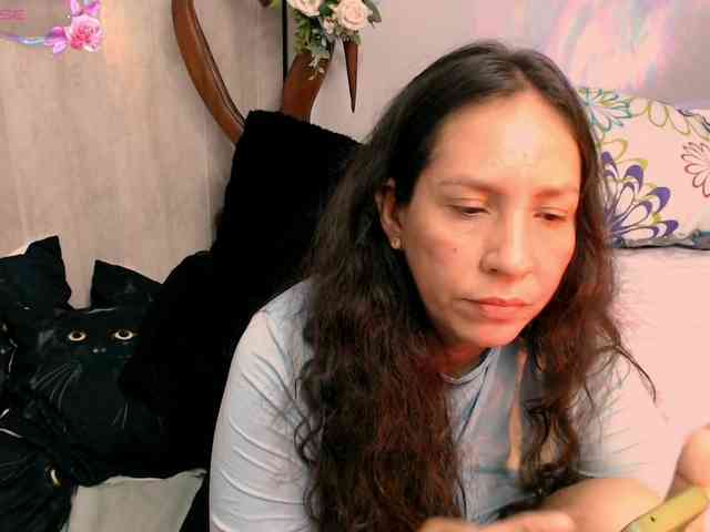 goddess-nahy webcam