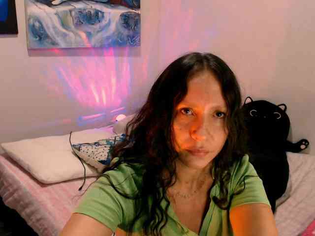 goddess-nahy webcam