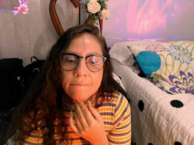 goddess-nahy webcam