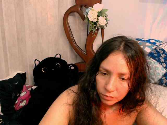 goddess-nahy webcam