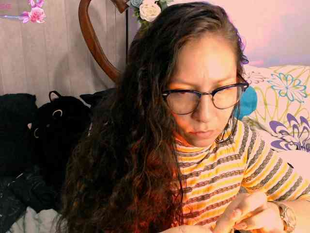 goddess-nahy webcam