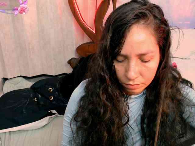 goddess-nahy webcam