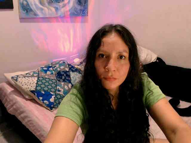 goddess-nahy webcam