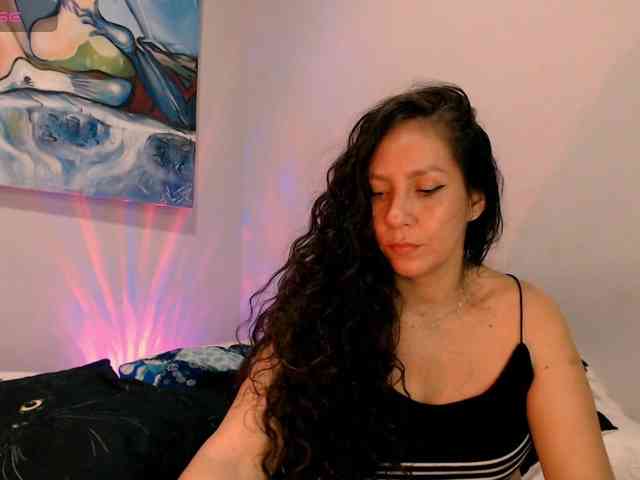 goddess-nahy webcam