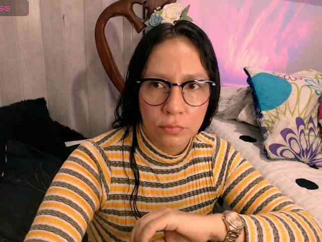 goddess-nahy webcam