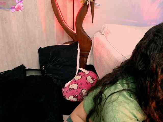 goddess-nahy webcam