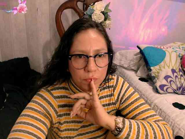goddess-nahy webcam