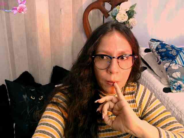 goddess-nahy webcam