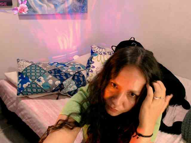 goddess-nahy webcam