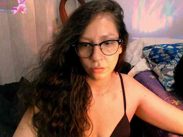 goddess-nahy webcam