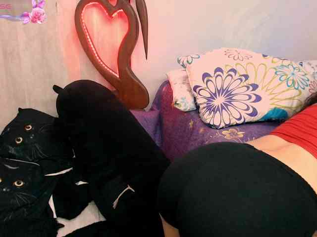goddess-nahy webcam