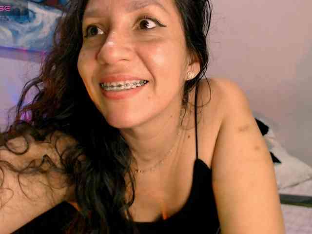 goddess-nahy webcam