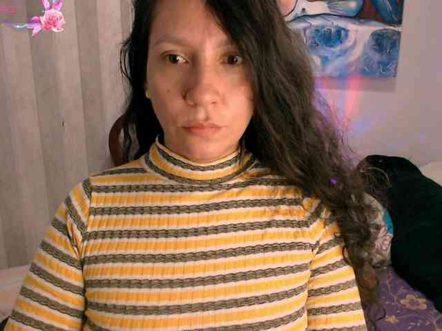 goddess-nahy webcam