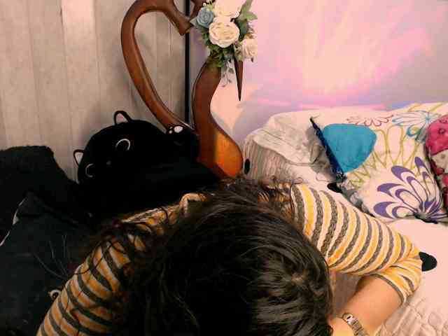 goddess-nahy webcam