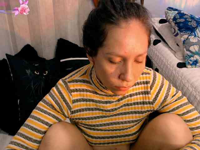 goddess-nahy webcam