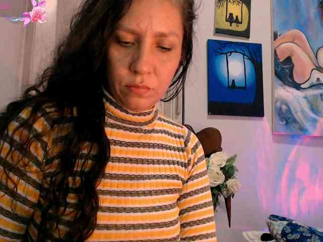goddess-nahy webcam