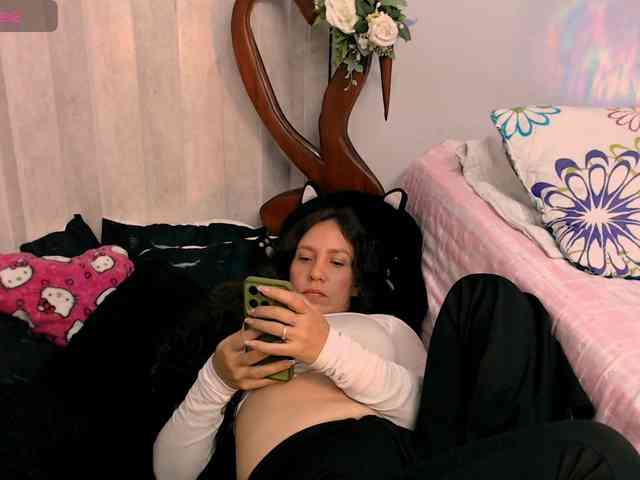 goddess-nahy webcam