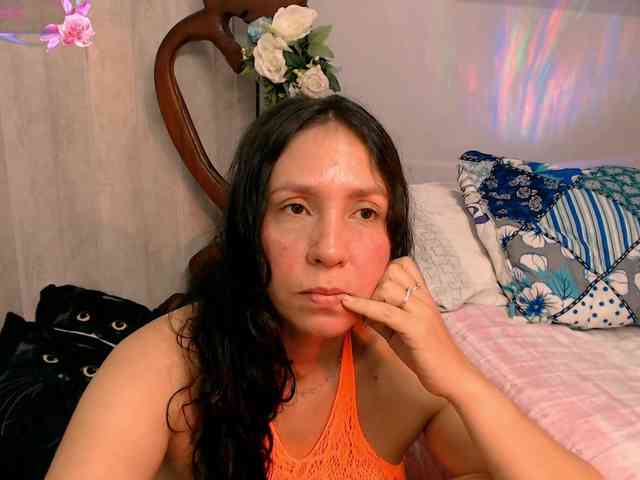 goddess-nahy webcam