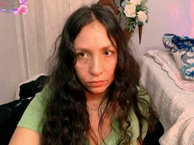 goddess-nahy webcam