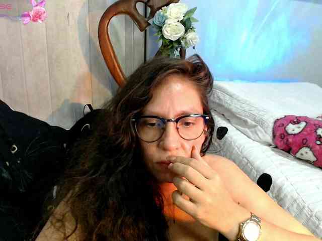 goddess-nahy webcam