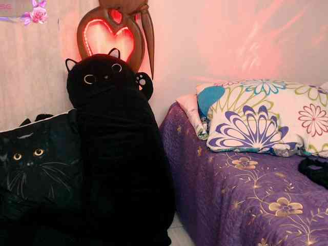 goddess-nahy webcam