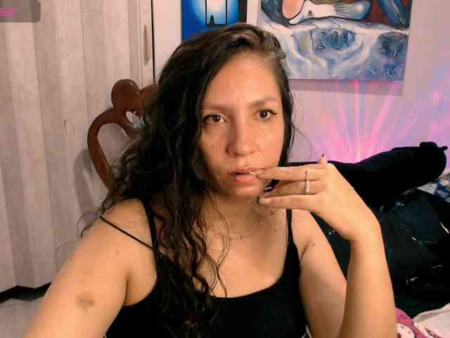 goddess-nahy webcam