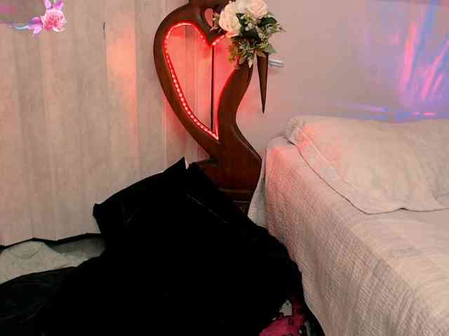 goddess-nahy webcam