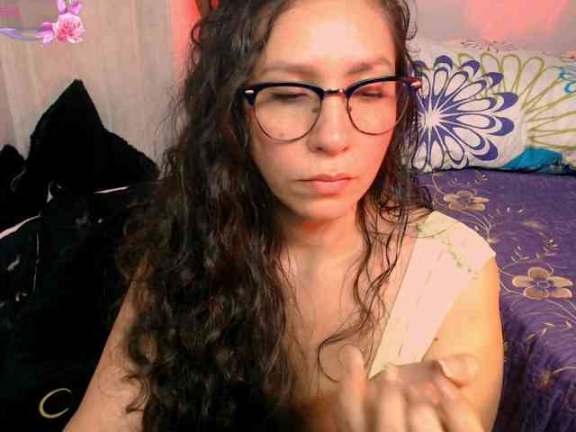 goddess-nahy webcam