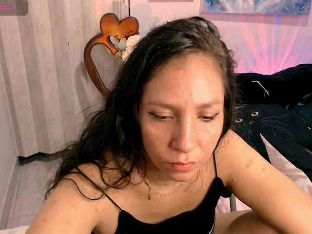 goddess-nahy webcam