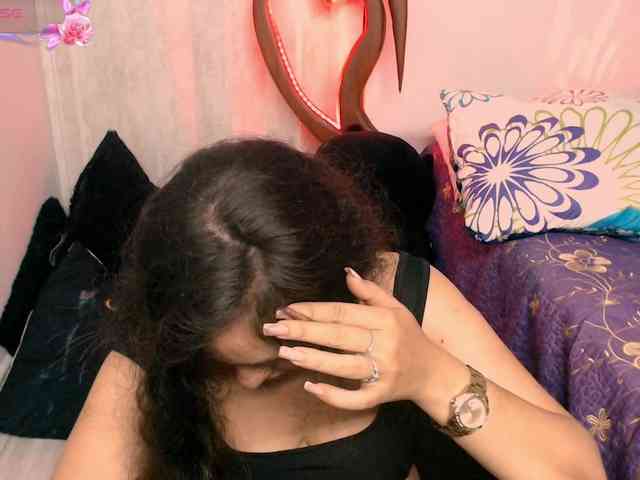 goddess-nahy webcam