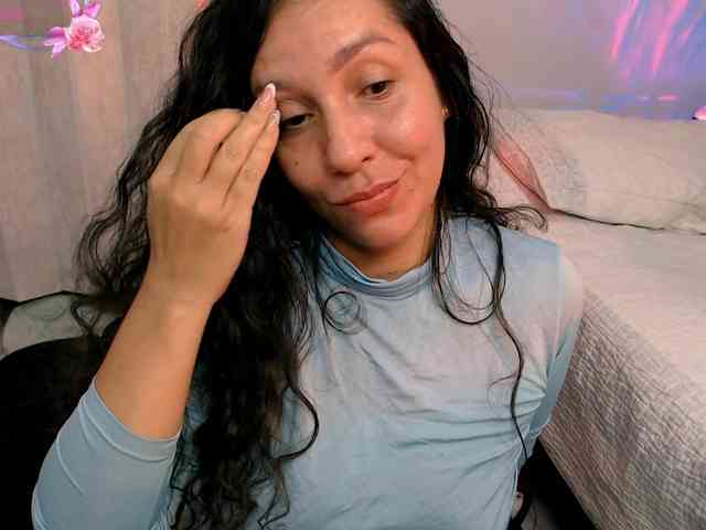 goddess-nahy webcam
