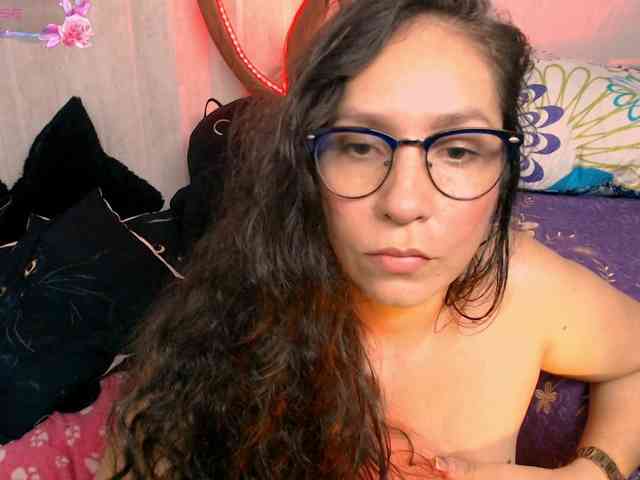 goddess-nahy webcam