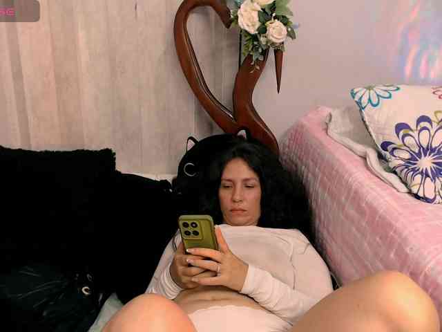 goddess-nahy webcam