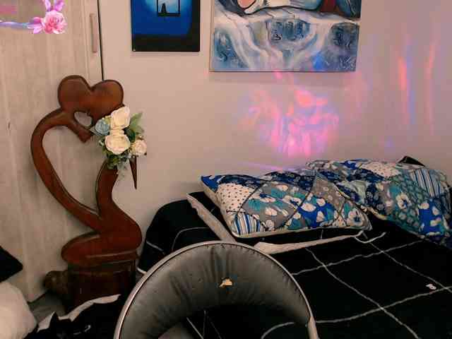 goddess-nahy webcam