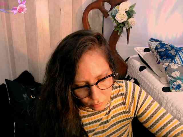 goddess-nahy webcam