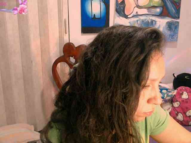 goddess-nahy webcam