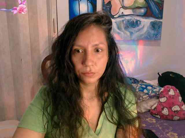 goddess-nahy webcam
